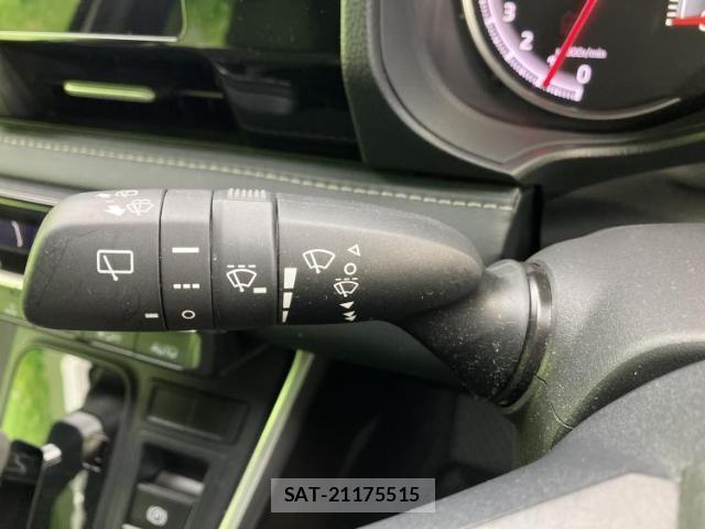 Toyota NOAH 2023-09 8221561-16