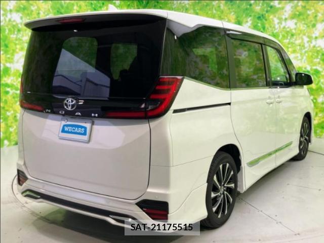 Toyota NOAH 2023-09 8221561-2
