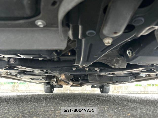Toyota NOAH 2020-03 8221572-19