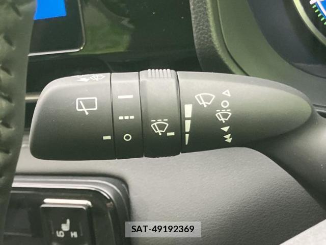 Toyota NOAH 2026-03 8221671-16