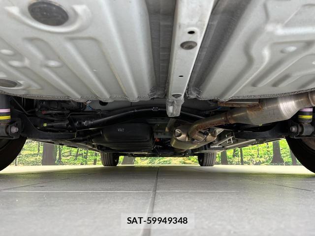 Toyota NOAH 2022-11 8221691-18
