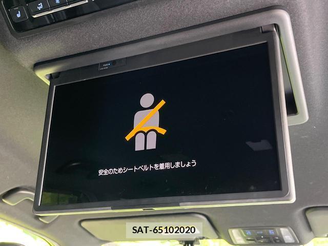 Toyota NOAH 2022-10 8221694-4