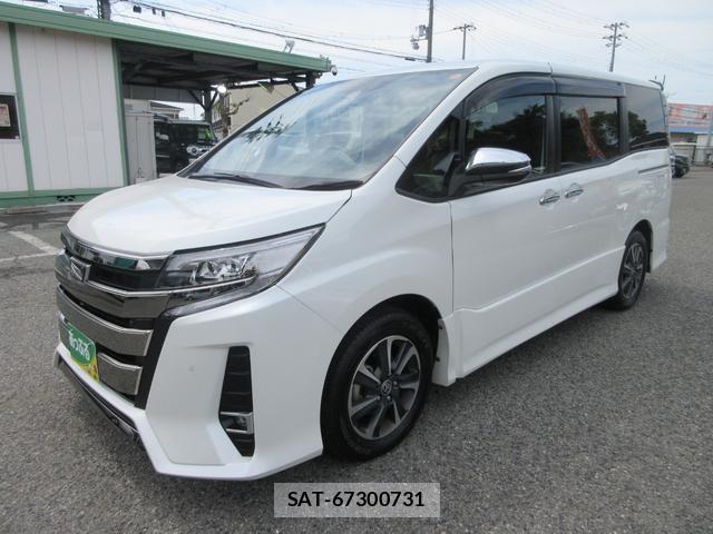 Toyota NOAH 2021-01 8221738-6