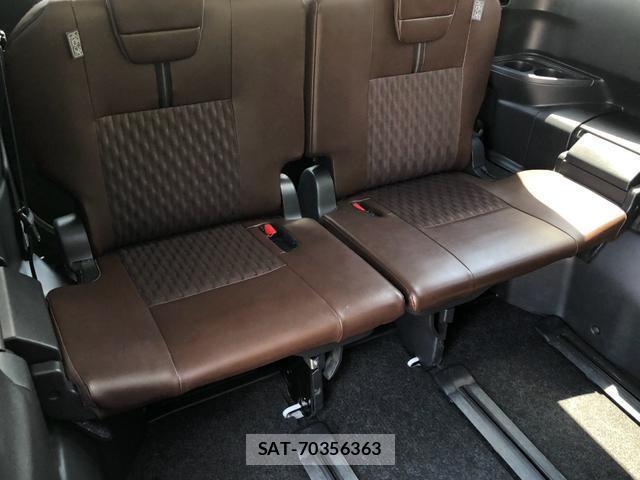 Toyota NOAH 2023-03 8221834-13