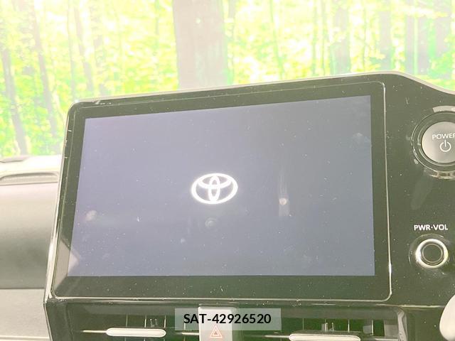 Toyota NOAH 2024-07 8221860-1