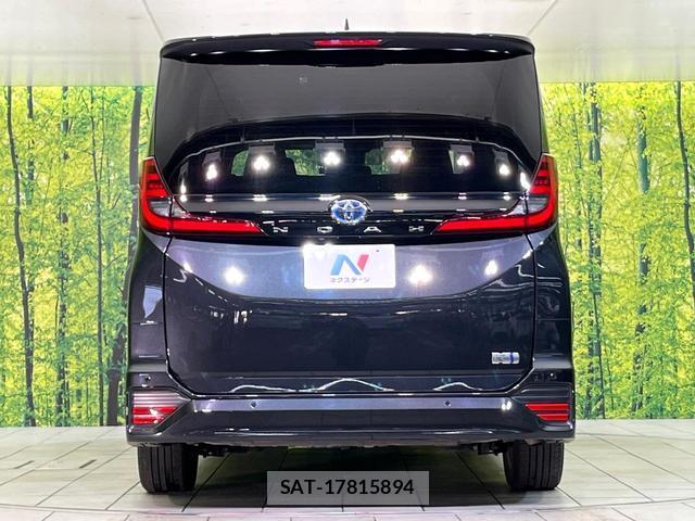 Toyota NOAH 2024-08 8222112-14
