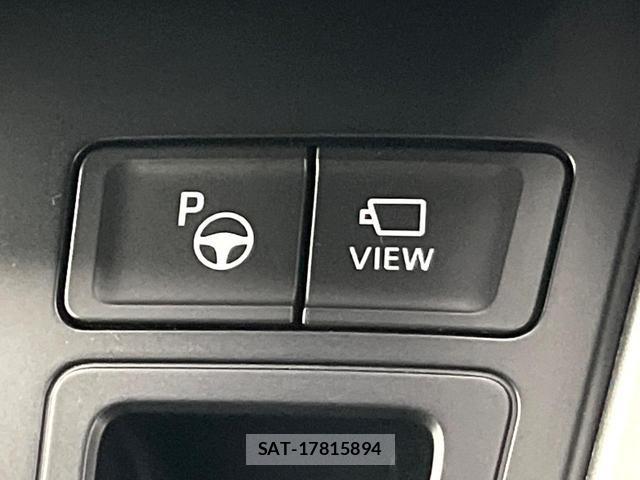 Toyota NOAH 2024-08 8222112-5