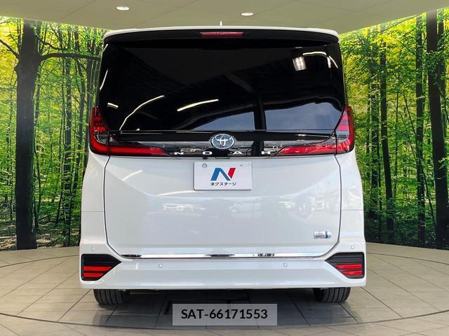 Toyota NOAH 2022-03 8222176-15