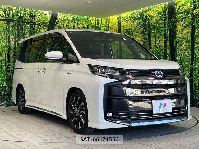 Toyota NOAH 2022-03 8222176-16