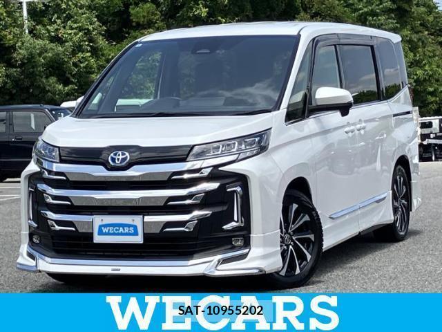 Toyota NOAH 2022-07 8222276-0