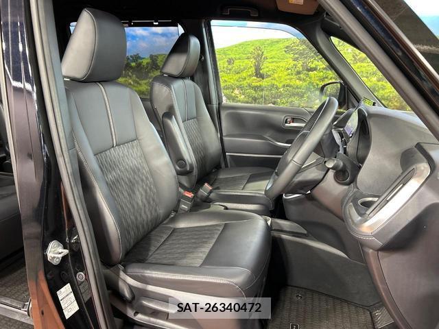 Toyota NOAH 2023-08 8222406-6