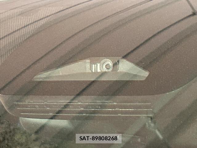 Toyota NOAH 2024-07 8222407-5