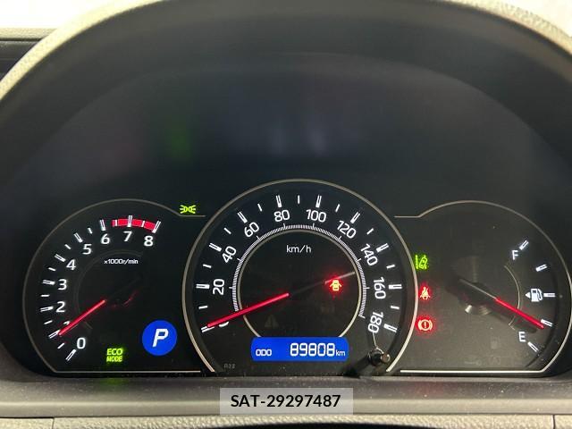 Toyota NOAH 2017-09 8222519-10