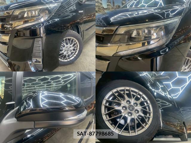 Toyota NOAH 2017-10 8222542-6