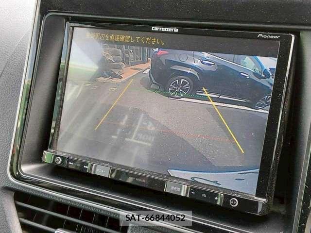 Toyota NOAH 2015-11 8222672-11