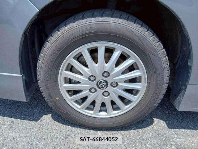 Toyota NOAH 2015-11 8222672-18