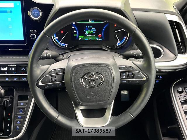 Toyota NOAH 2022-04 8222752-12