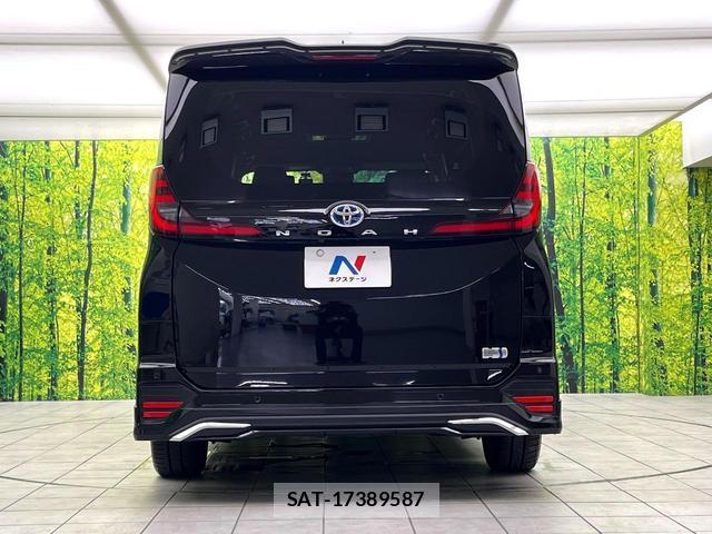 Toyota NOAH 2022-04 8222752-16