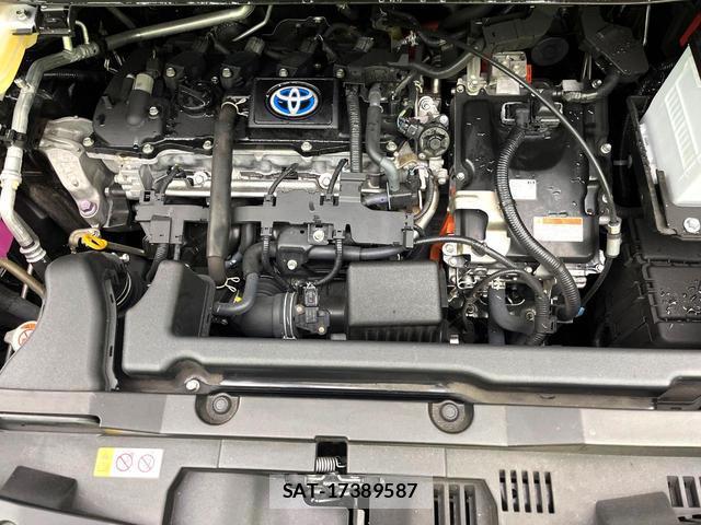 Toyota NOAH 2022-04 8222752-19