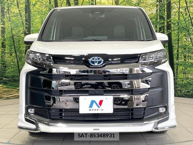 Toyota NOAH 2025-08 8223280-14