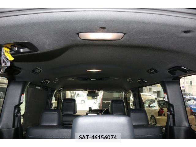 Toyota NOAH 2018-03 8223333-16
