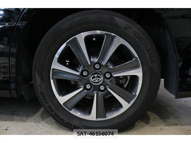 Toyota NOAH 2018-03 8223333-8