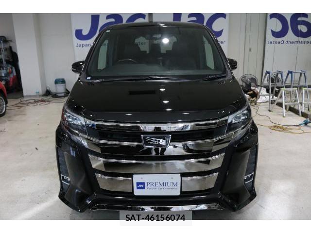 Toyota NOAH 2018-03 8223333-9