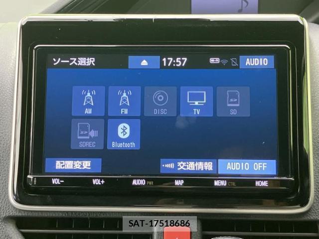 Toyota NOAH 2019-09 8223420-10