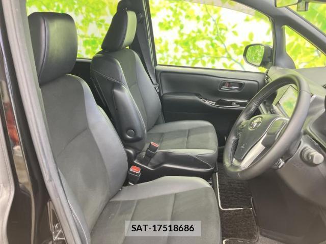 Toyota NOAH 2019-09 8223420-4