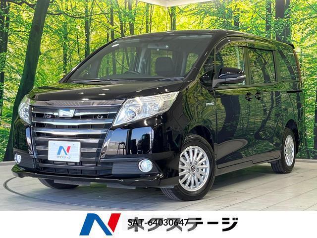 Toyota NOAH 2015-06 8223512-0