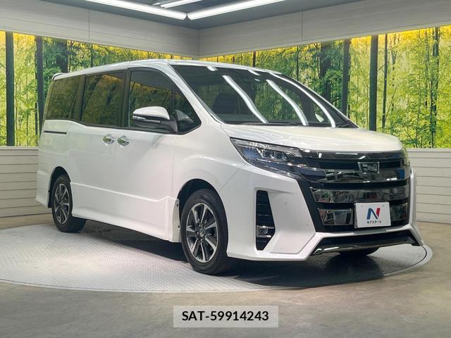 Toyota NOAH 2019-08 8224005-16