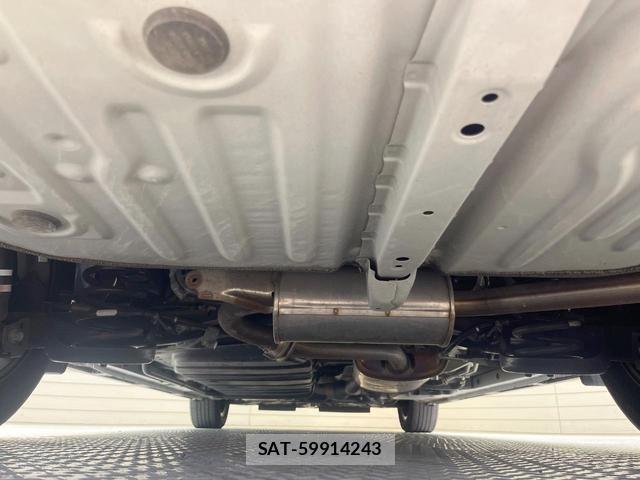 Toyota NOAH 2019-08 8224005-19