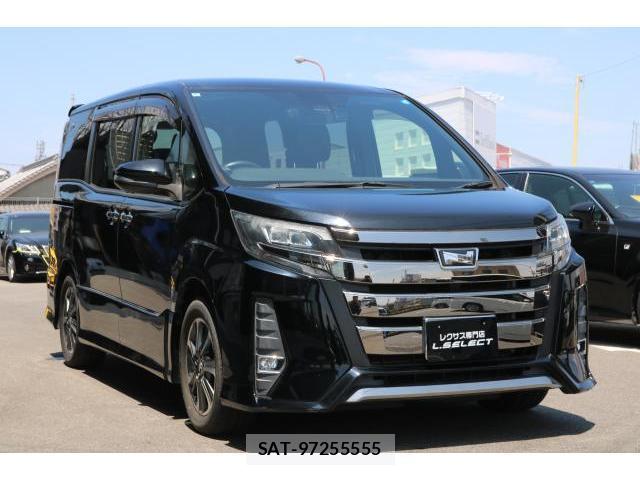 Toyota NOAH 2018-02 8224104-3