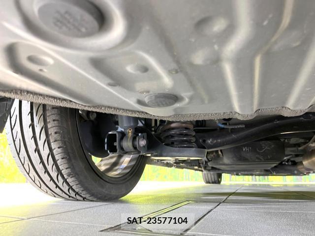 Toyota NOAH 2023-04 8224137-19