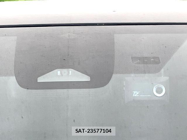 Toyota NOAH 2023-04 8224137-5