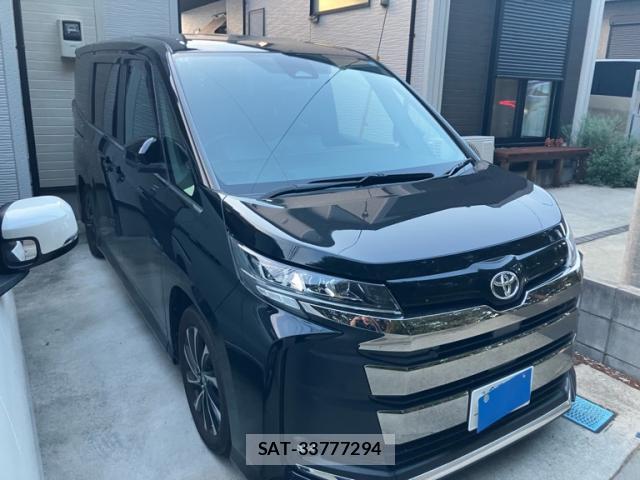 Toyota NOAH 2024-01 8224386-1