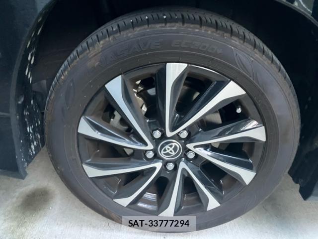Toyota NOAH 2024-01 8224386-3