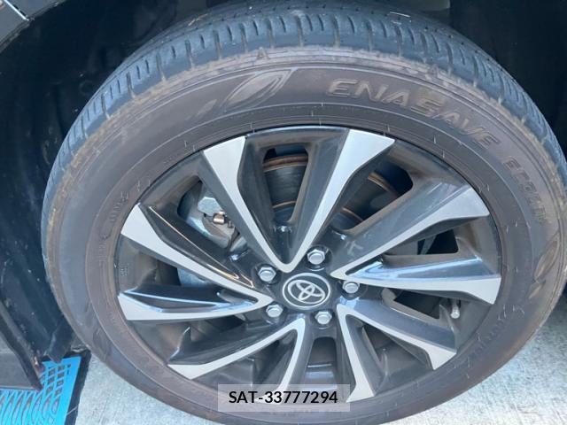 Toyota NOAH 2024-01 8224386-5
