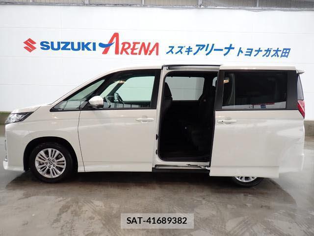 Toyota NOAH 2023-10 8224759-9