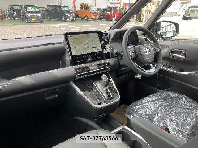 Toyota NOAH 2026-03 8224790-5