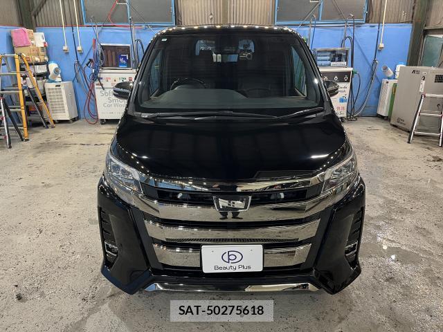 Toyota NOAH 2020-11 8224979-1