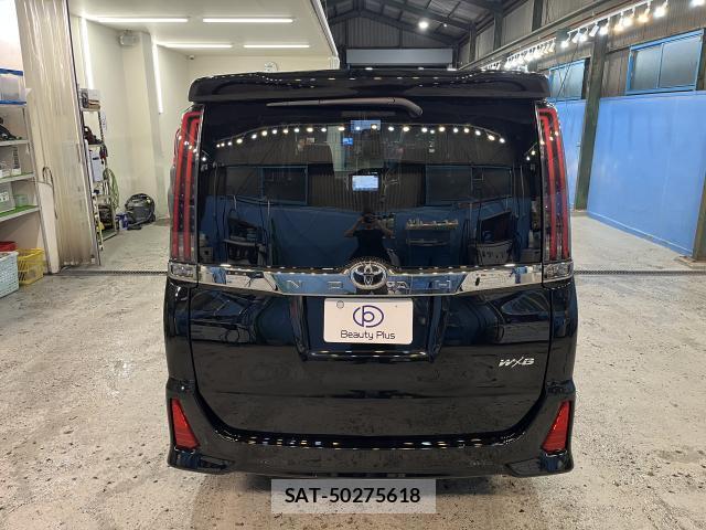 Toyota NOAH 2020-11 8224979-2