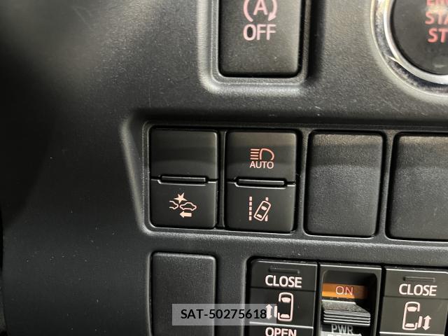 Toyota NOAH 2020-11 8224979-6