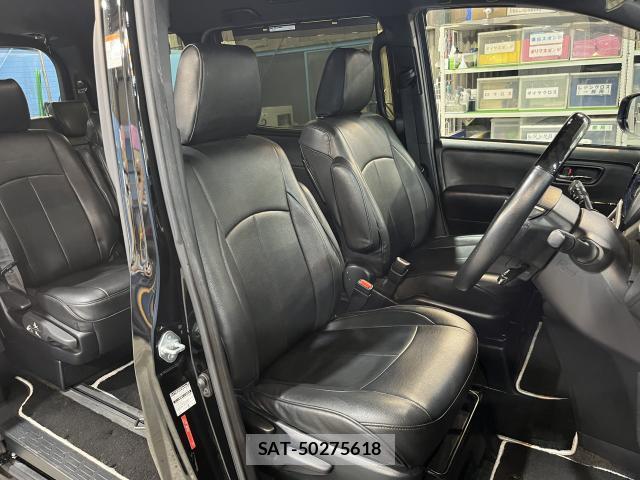 Toyota NOAH 2020-11 8224979-7