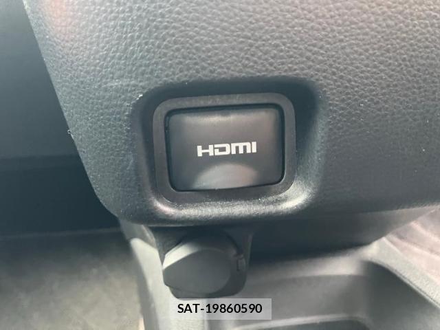 Toyota NOAH 2023-07 8225361-15