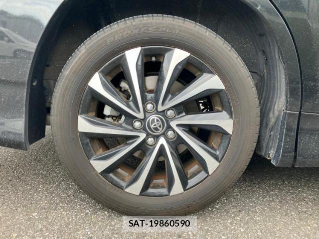Toyota NOAH 2023-07 8225361-17