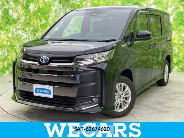 Toyota NOAH 2025-02 8225392-0