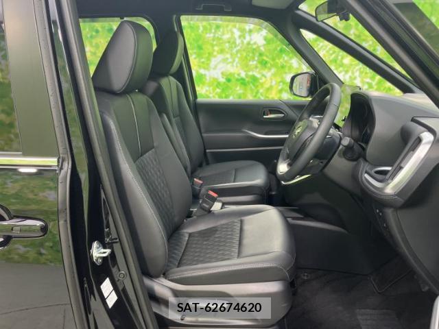 Toyota NOAH 2025-02 8225392-3