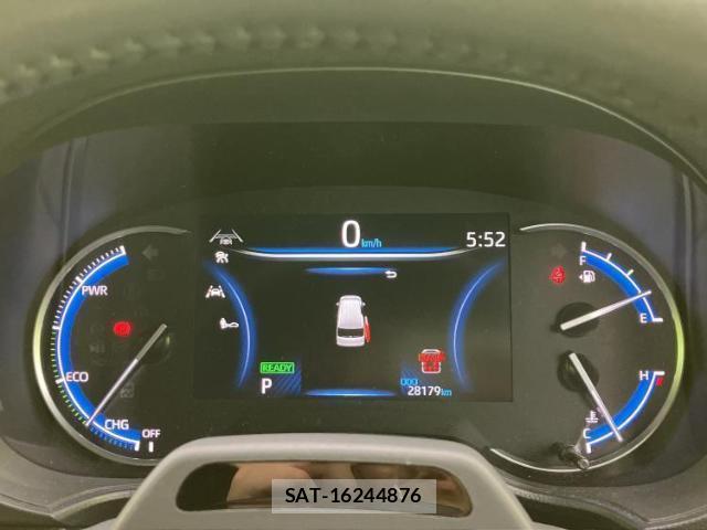 Toyota NOAH 2023-06 8225418-13