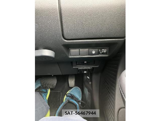 Nissan NOTE 2021-08 8216201-10